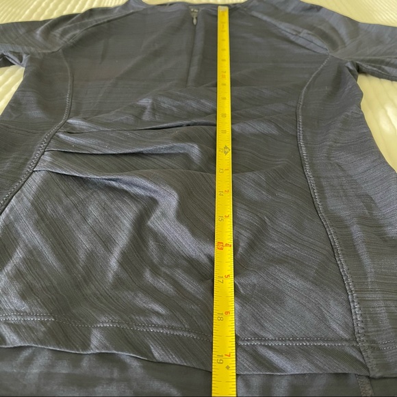 Athleta rash guard - Picture 4 of 7
